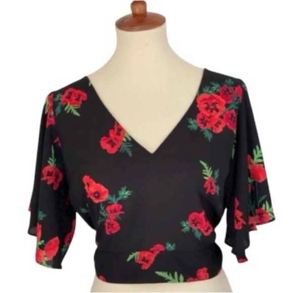 Express Tops - Express Floral Open Back Short Sleeve Tie Waist Blouse Red Black Size Small